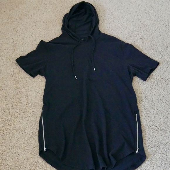 Short Sleeve Hoodie - Picture 2 of 2